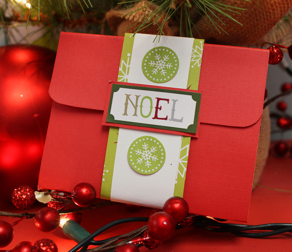 12 Days of Christmas Ideas: Day 3 – Mini Holiday Photo Album