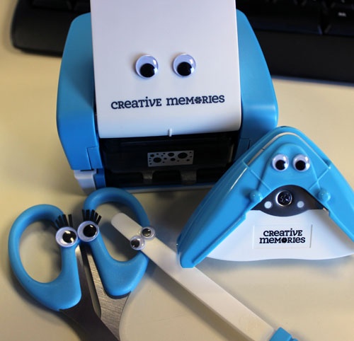 Create Punch Art Eyeballs With Googly Eyed* Tools