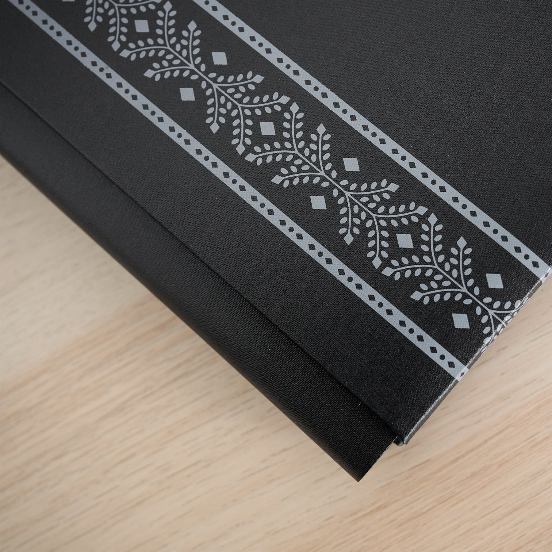 12x12 Natural Beginnings Album Cover - Ebony – Creative Memories