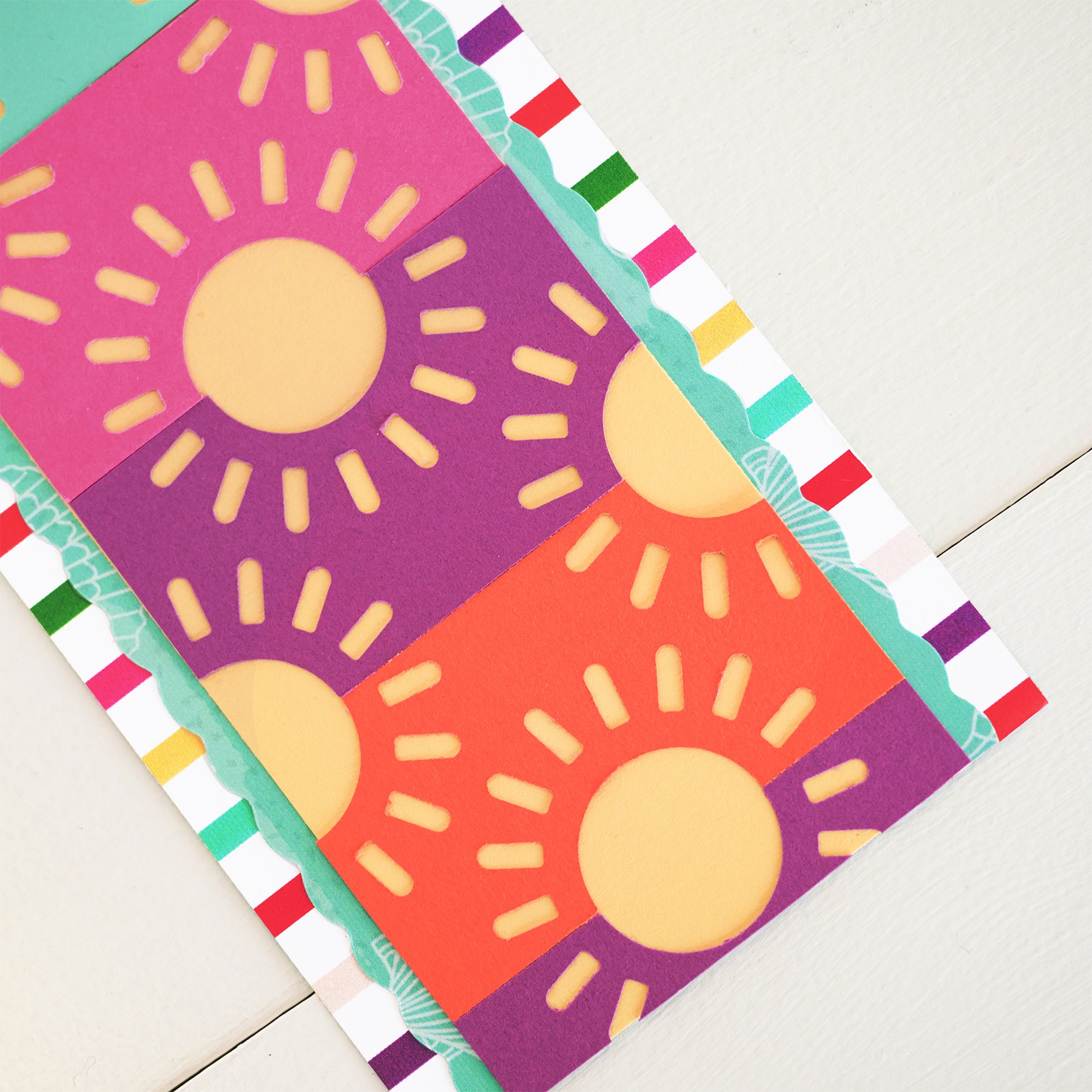 Sunlit Border Punch - Creative Memories