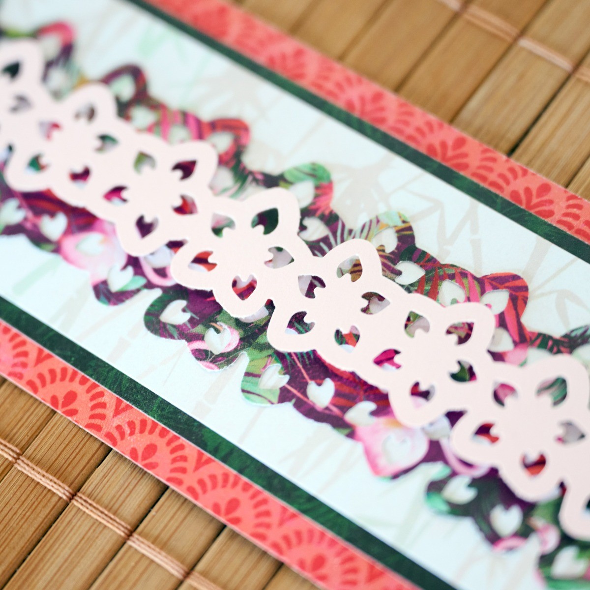 Tropical Flowers Chain Border Maker Cartridge - Creative Memories